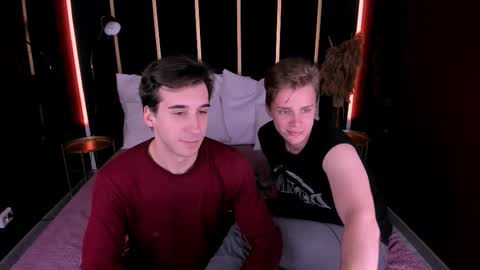 Lawrence online show from November 2025 09:03:02 PM