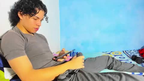 ZAmbrano online show from September 2025 03:28:02 AM