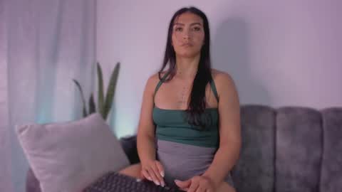 Snapshot of layadoll chatting on April 2026 02:11:01 AM laya online show from April 2026 02:11:01 AM