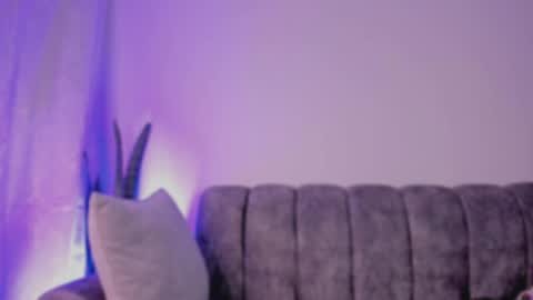 Snapshot of layadoll chatting on April 2026 01:42:02 AM laya online show from April 2026 01:42:02 AM