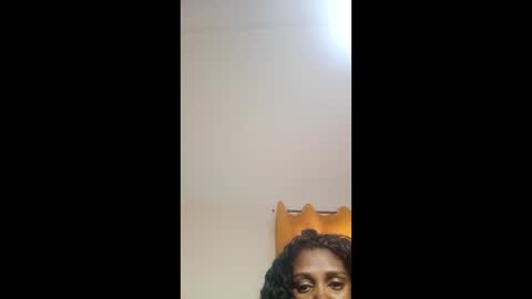 Snapshot of layannek chatting on September 2025 12:39:01 PM layannek online show from September 2025 12:39:01 PM