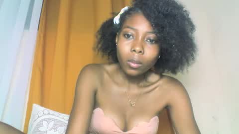 Snapshot of layannek chatting on October 2025 03:34:01 PM layannek online show from October 2025 03:34:01 PM