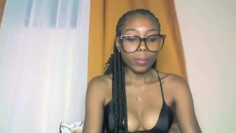 Snapshot of layannek chatting on October 2025 04:29:02 PM layannek online show from October 2025 04:29:02 PM