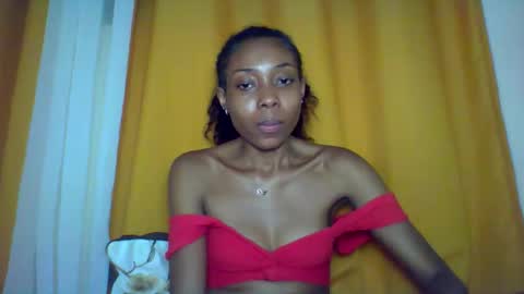 Snapshot of layannek chatting on December 2025 06:14:03 PM layannek online show from December 2025 06:14:03 PM