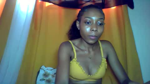 Snapshot of layannek chatting on December 2025 06:21:01 AM layannek online show from December 2025 06:21:01 AM