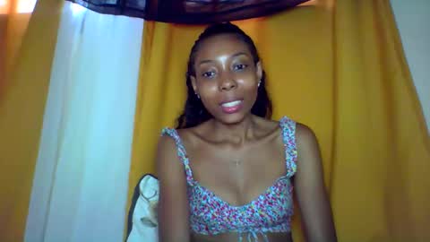 Snapshot of layannek chatting on December 2025 08:45:01 AM layannek online show from December 2025 08:45:01 AM