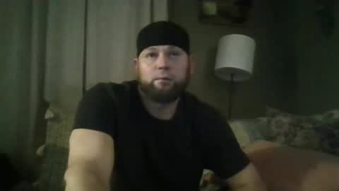 Snapshot of layinlow42 chatting on December 2024 07:18:02 AM layinlow42 online show from December 2024 07:18:02 AM