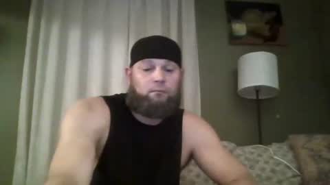 Snapshot of layinlow42 chatting on October 2025 06:15:01 AM layinlow42 online show from October 2025 06:15:01 AM