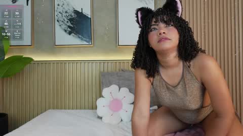 Snapshot of layla_banks_ chatting on May 2026 08:07:01 PM Layla online show from May 2026 08:07:01 PM