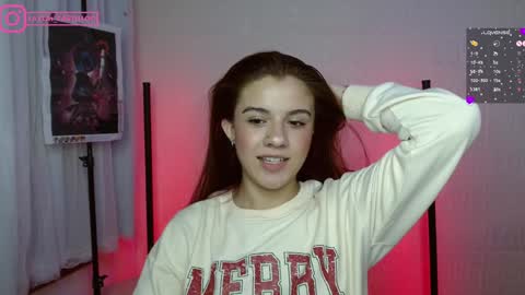 Snapshot of layla_castilloo chatting on December 2024 11:17:01 PM Layla online show from December 2024 11:17:01 PM