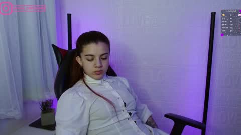 Snapshot of layla_castilloo chatting on January 2025 02:17:02 PM Layla online show from January 2025 02:17:02 PM