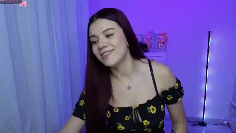 Layla online show from June 2026 02:22:01 AM