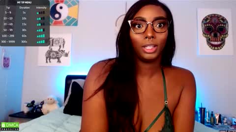 Snapshot of laylaariana69 chatting on February 2026 03:50:01 AM LaylaAriana online show from February 2026 03:50:01 AM