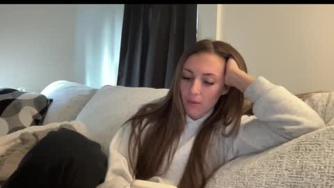 laylahlaylah1 online show from November 2025 03:24:02 PM