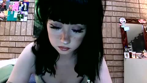 Layla Kills online show from February 2025 08:07:02 AM