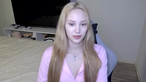 LaylaPretty001 online show from April 2026 08:01:02 AM