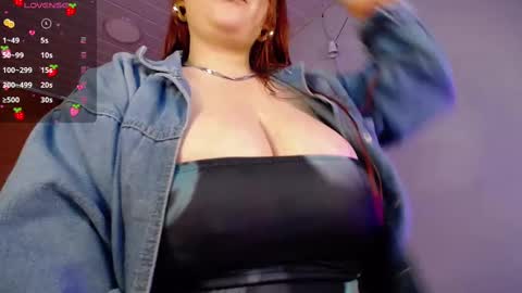 Snapshot of layna_cold chatting on February 2025 01:14:01 PM Vannessa online show from February 2025 01:14:01 PM