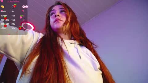 Snapshot of layna_cold chatting on March 2025 06:39:02 PM Vannessa online show from March 2025 06:39:02 PM