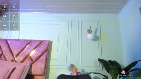 Snapshot of layna_cold chatting on November 2025 12:29:02 PM Vannessa online show from November 2025 12:29:02 PM