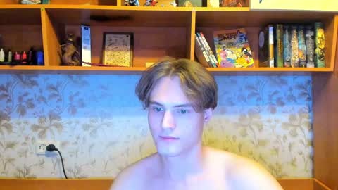 Snapshot of lazaret1k chatting on December 2024 12:30:01 AM Vladi online show from December 2024 12:30:01 AM