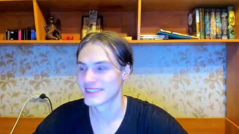 Snapshot of lazaret1k chatting on December 2024 04:46:02 PM Vladi online show from December 2024 04:46:02 PM