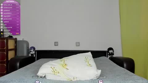 Alex online show from February 2025 10:42:02 PM