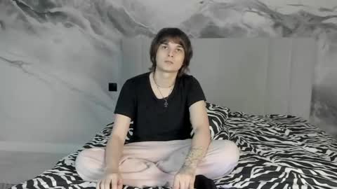Alex online show from May 2026 06:16:02 PM