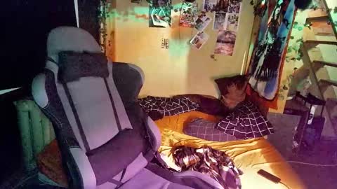 Tora online show from October 2025 09:59:02 PM