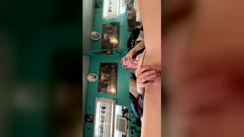 Snapshot of lcjw214 chatting on January 2026 09:06:02 PM lcjw214 online show from January 2026 09:06:02 PM