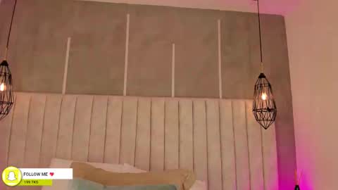    online show from December 2025 06:03:02 PM