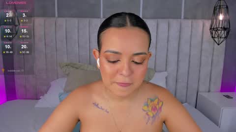 Snapshot of lea_gray chatting on April 2026 06:16:01 PM online show from April 2026 06:16:01 PM