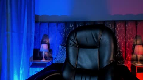 Snapshot of lea_velle chatting on November 2025 04:02:02 AM Lea Velle online show from November 2025 04:02:02 AM