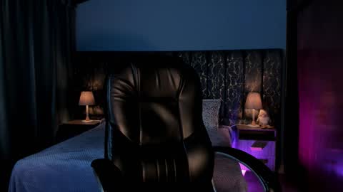 Snapshot of lea_velle chatting on December 2025 07:25:02 AM Lea Velle online show from December 2025 07:25:02 AM