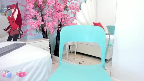 Snapshot of lea_wilson chatting on December 2024 10:47:01 PM Lea online show from December 2024 10:47:01 PM