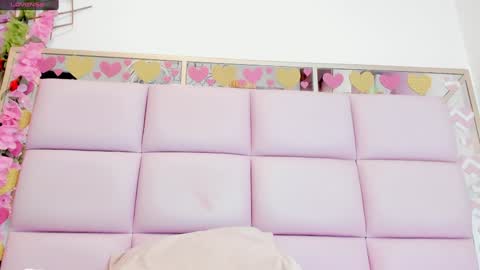 Snapshot of lea_wilson chatting on December 2024 03:02:01 PM Lea online show from December 2024 03:02:01 PM