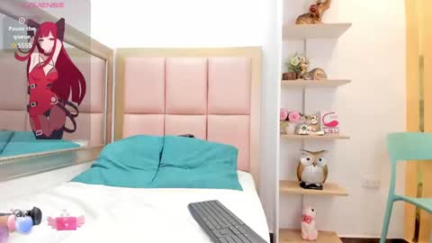 Snapshot of lea_wilson chatting on January 2025 04:43:01 AM Lea online show from January 2025 04:43:01 AM