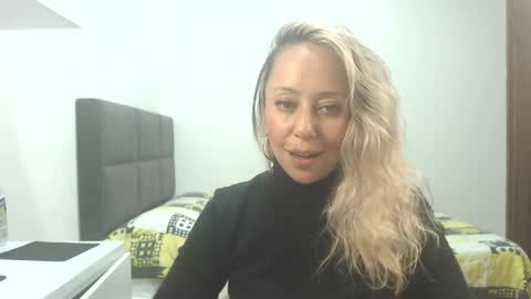 Snapshot of leah_susman chatting on March 2026 03:56:01 AM leah_susman online show from March 2026 03:56:01 AM