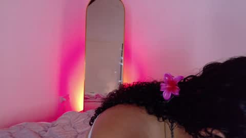 LEAH ANGEL online show from May 2026 02:45:01 PM