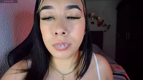 leah online show from February 2026 09:57:02 PM