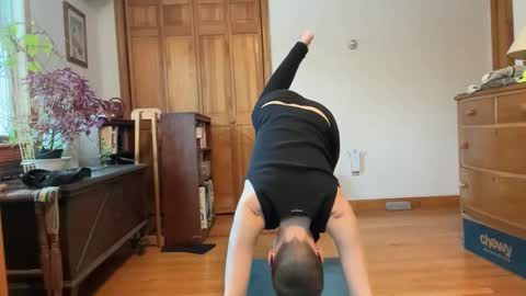 Snapshot of leahwilde chatting on February 2025 09:15:02 PM Lee online show from February 2025 09:15:02 PM