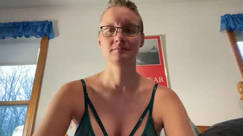 Snapshot of leahwilde chatting on March 2026 01:37:01 PM Lee online show from March 2026 01:37:01 PM