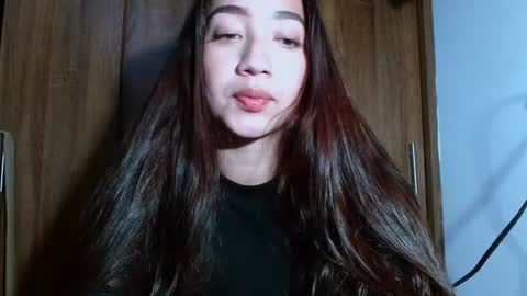 leanaalhub online show from February 2025 04:36:01 AM