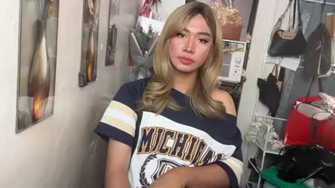 Miss Candy online show from July 2026 06:57:02 PM