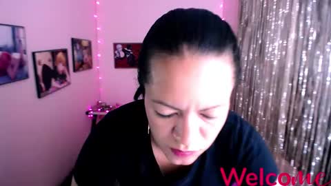 Leandra online show from January 2025 06:23:01 PM