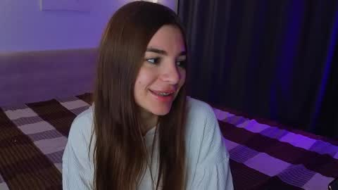 Sophie online show from June 2026 07:09:02 PM