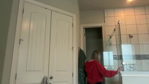 leanneluxecouple online show from December 2025 03:09:02 PM