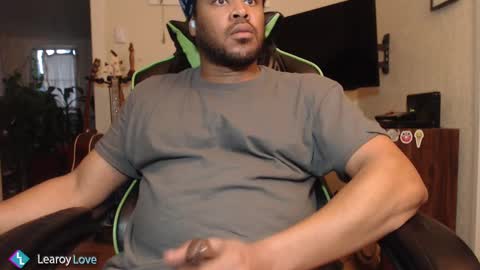 Snapshot of learoy chatting on March 2025 01:45:01 AM Learoy online show from March 2025 01:45:01 AM