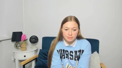 Lea online show from October 2025 04:15:02 PM