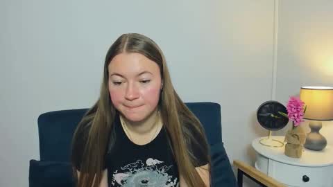 Lea online show from October 2025 03:46:02 PM