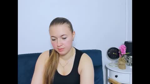 Lea online show from October 2025 04:08:01 PM